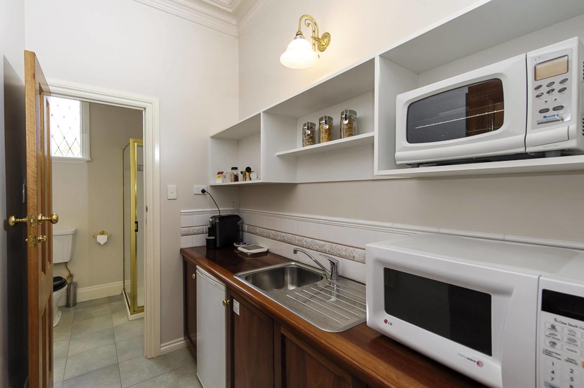 Montfort Manor Траралгон Екстериор снимка